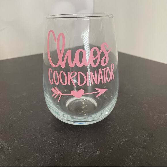 “Chaos Coordinator” Handmade Vinyl Wine Glass Design Stemless 17oz Pink - Picture 3 of 3